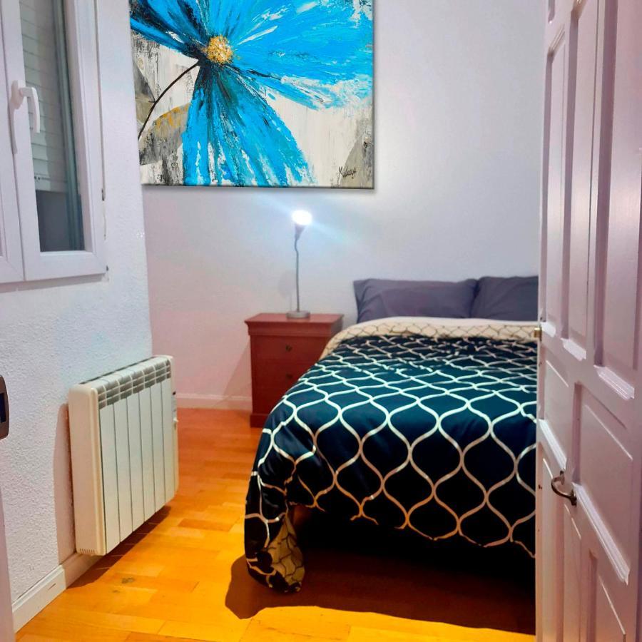 Gran Via Valverde Apartaments & Rooms Parking Madrid Exteriör bild