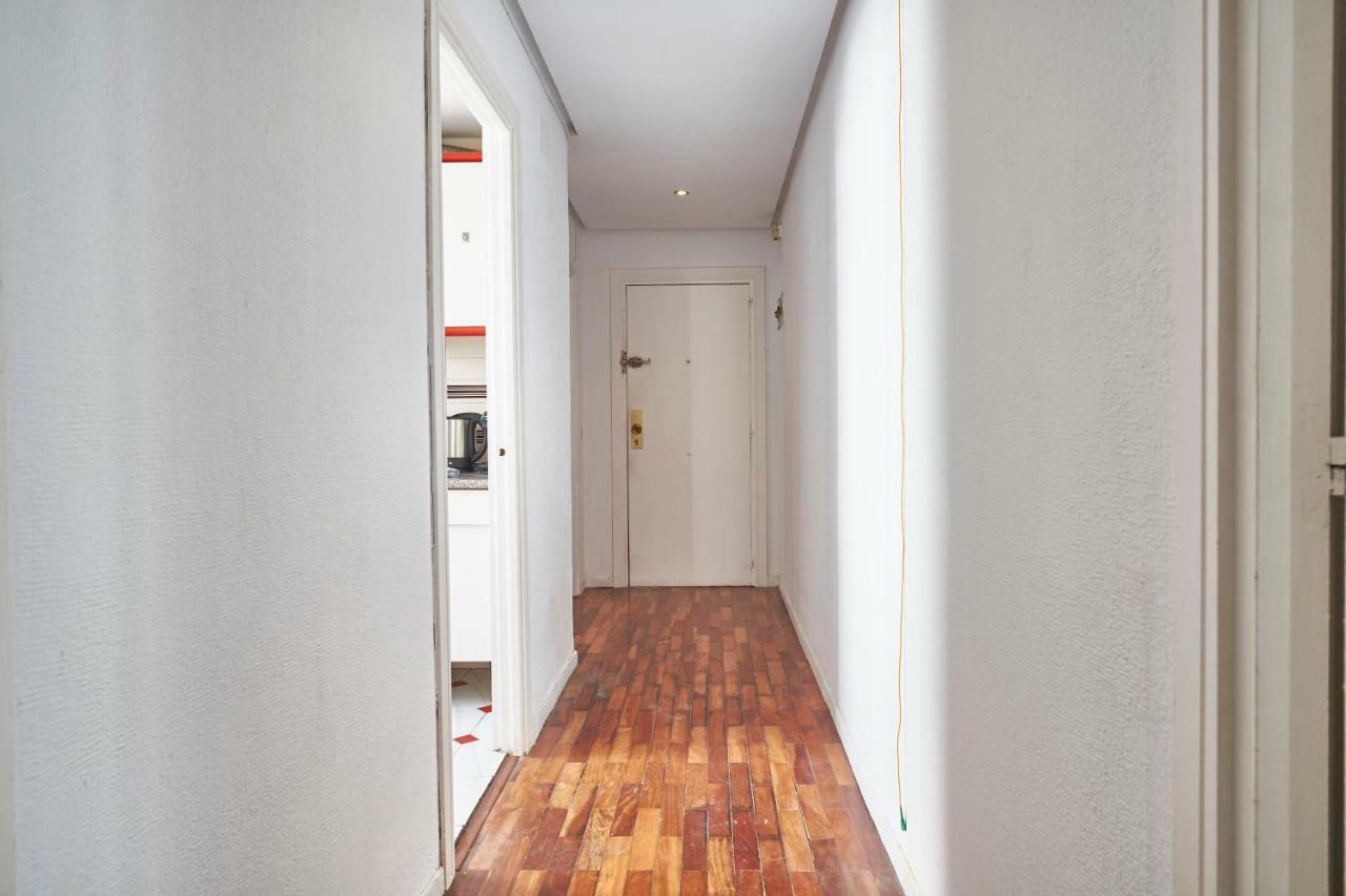 Gran Via Valverde Apartaments & Rooms Parking Madrid Exteriör bild