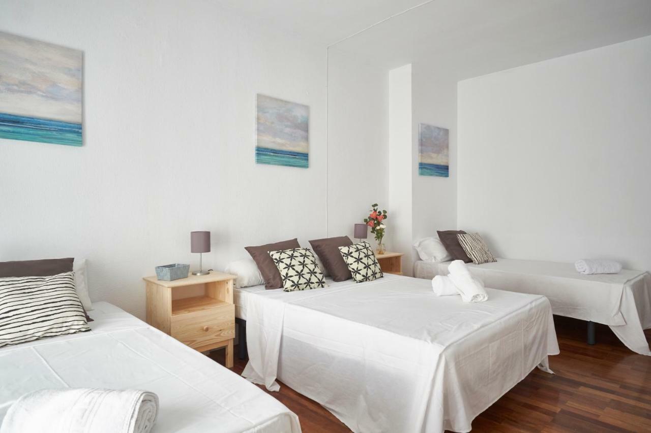 Gran Via Valverde Apartaments & Rooms Parking Madrid Exteriör bild