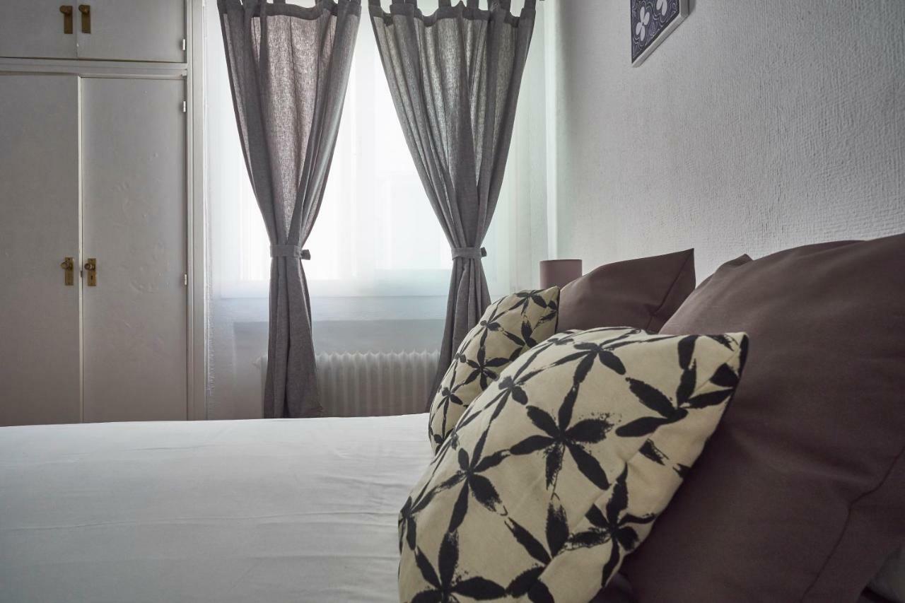 Gran Via Valverde Apartaments & Rooms Parking Madrid Exteriör bild